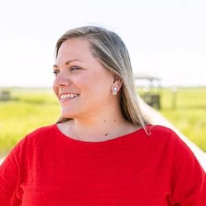 Meet your Posher, Caitlin